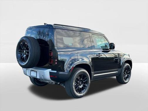 2025 Land Rover Defender 90 P300 S