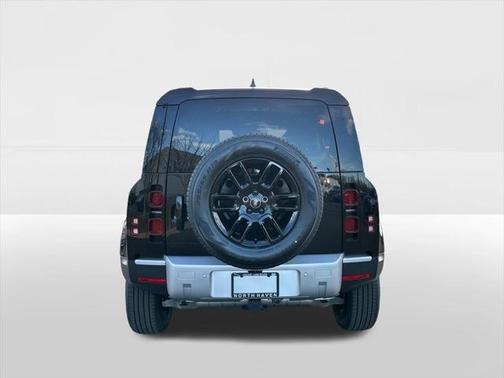 2025 Land Rover Defender 90 P300 S