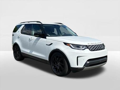 2024 Land Rover Discovery P300 S