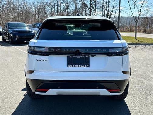 2026 Land Rover Range Rover Velar P250 SE R-Dynamic