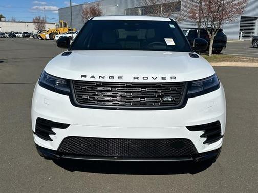 2026 Land Rover Range Rover Velar P250 SE R-Dynamic