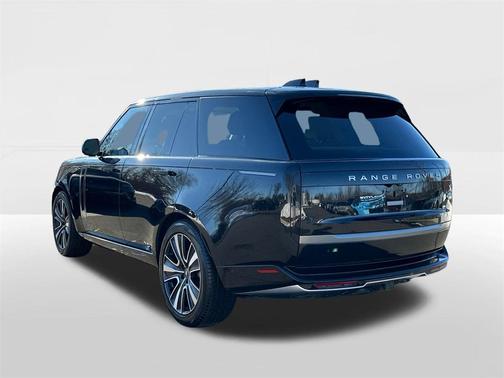 2023 Land Rover Range Rover P400 SE