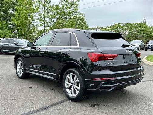 2022 Audi Q3 45 S line Premium
