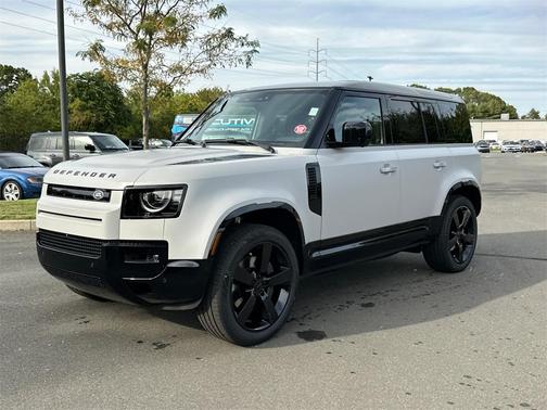 2026 Land Rover Defender X-Dynamic SE