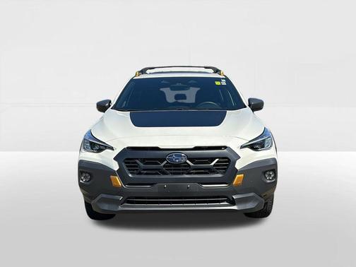 Crystal White Pearl 2024 Subaru Crosstrek Wilderness