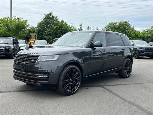 2025 Land Rover Range Rover P400 SE 7 Seat