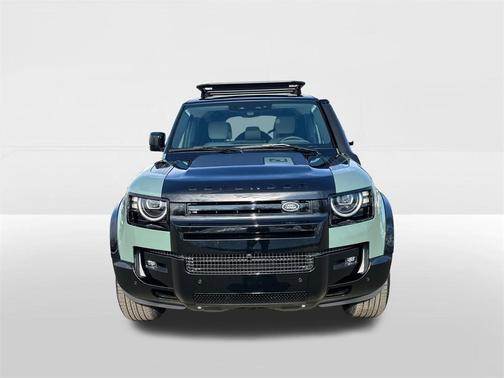 2026 Land Rover Defender P400 Trophy Edition Keswick