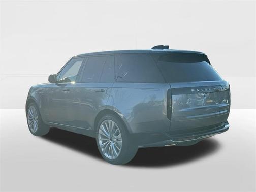 2026 Land Rover Range Rover P400 SE