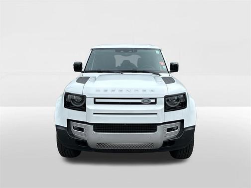 2025 Land Rover Defender 110 P400 S