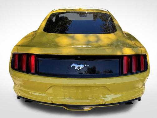 2015 Ford Mustang EcoBoost Premium