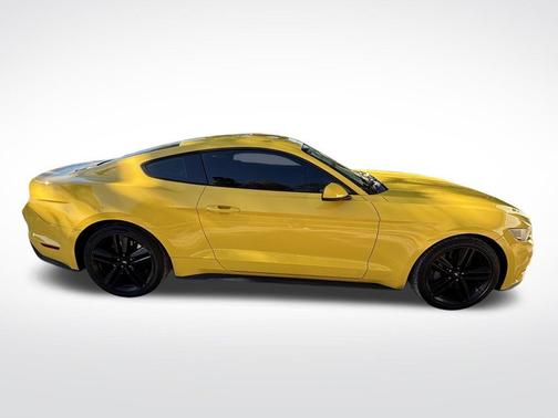 2015 Ford Mustang EcoBoost Premium