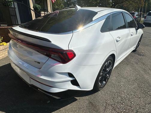 2022 Kia K5 GT-Line