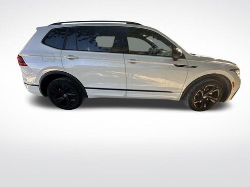 2023 Volkswagen Tiguan 2.0T SE R-Line Black 4MOTION
