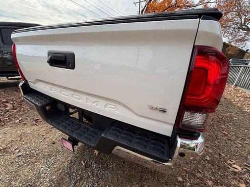 2020 Toyota Tacoma SR5