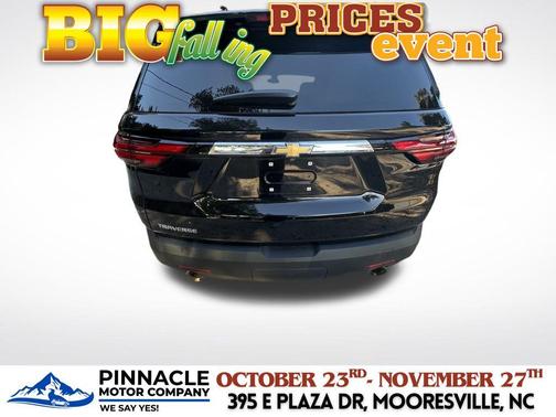 2022 Chevrolet Traverse LS