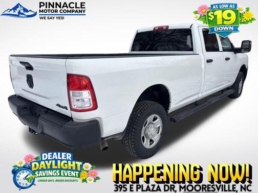 2023 RAM 2500 Tradesman Crew Cab 4x4 8' Box