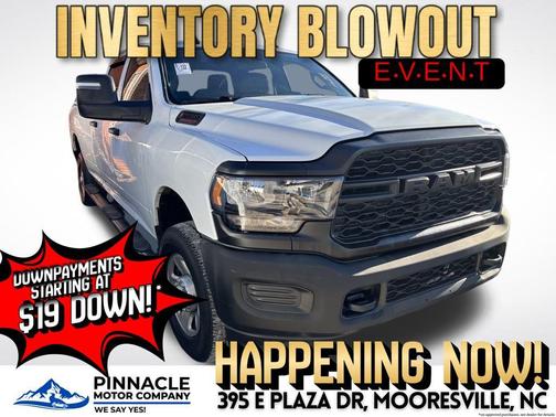 2023 RAM 2500 Tradesman Crew Cab 4x4 8' Box