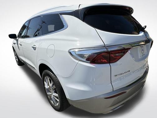 2022 Buick Enclave FWD Premium