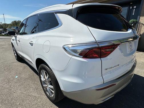 2022 Buick Enclave FWD Premium