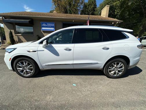 2022 Buick Enclave FWD Premium