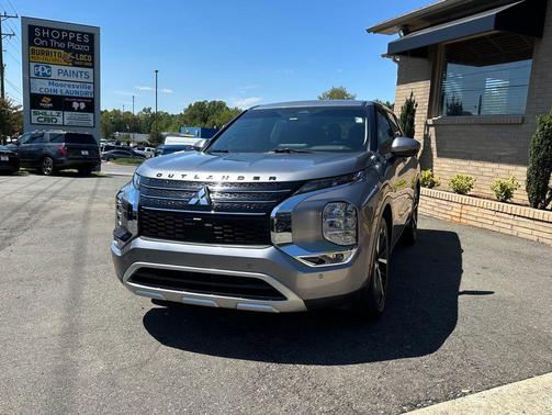 2022 Mitsubishi Outlander SE