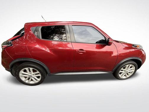 2016 Nissan Juke SV