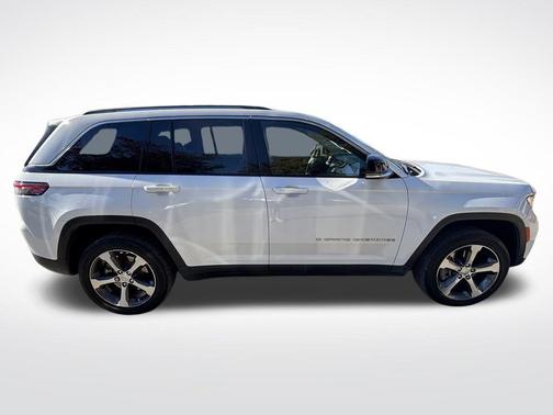2023 Jeep Grand Cherokee 4xe Base