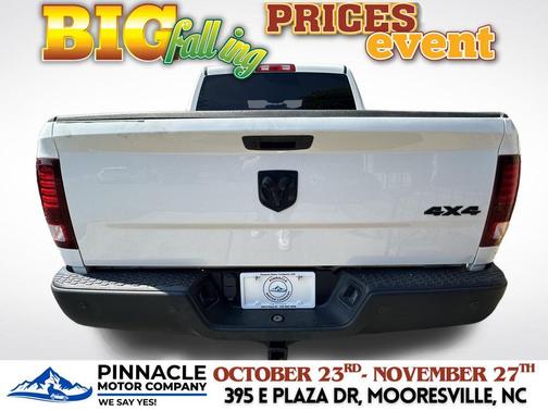 2022 RAM 1500 Classic Warlock Crew Cab 4x4 5'7' Box