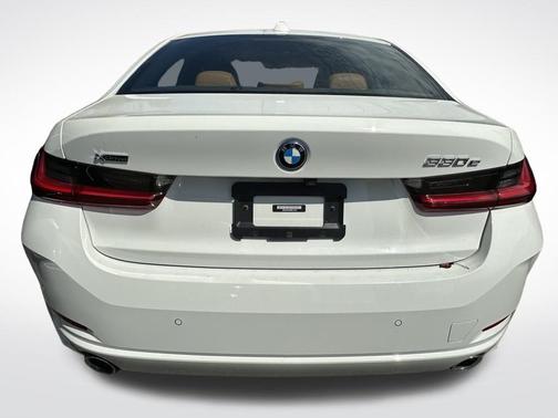 2023 BMW 330e Base