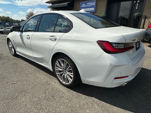 2023 BMW 330e Base
