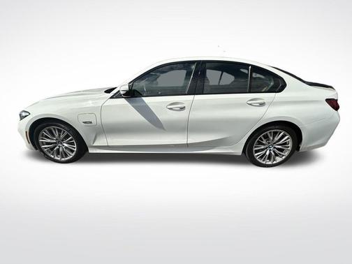 2023 BMW 330e Base