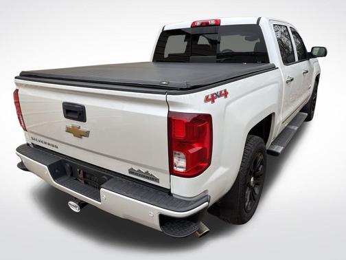 2017 Chevrolet Silverado 1500 High Country