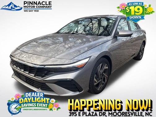 2025 Hyundai ELANTRA SEL