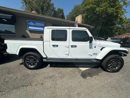 2020 Jeep Gladiator Overland