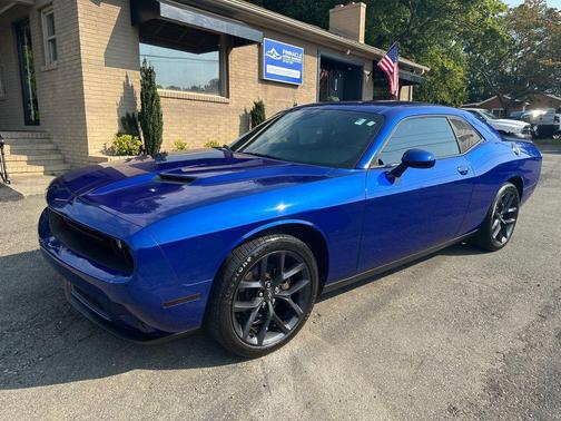 2021 Dodge Challenger SXT