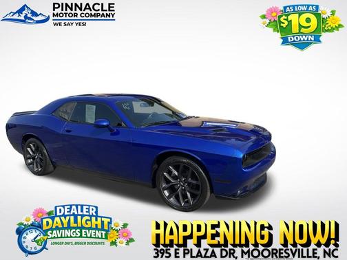 2021 Dodge Challenger SXT