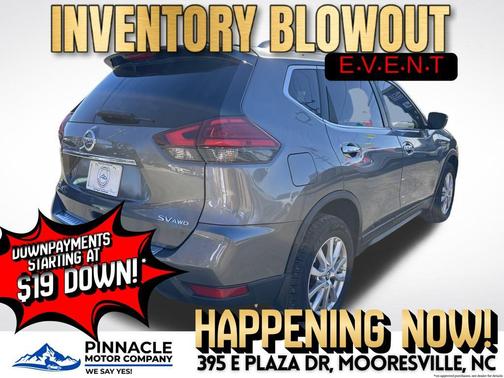 2017 Nissan Rogue SV