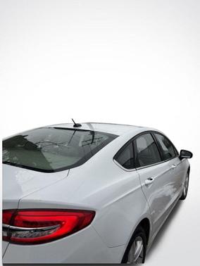 2018 Ford Fusion Hybrid SE