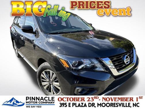 2020 Nissan Pathfinder SV