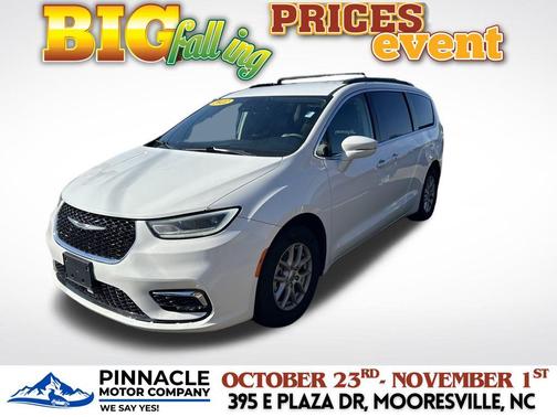 2022 Chrysler Pacifica Touring L