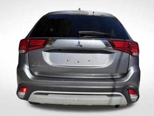 2020 Mitsubishi Outlander SEL