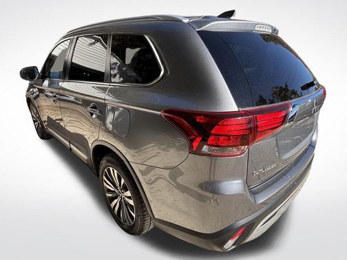 2020 Mitsubishi Outlander SEL