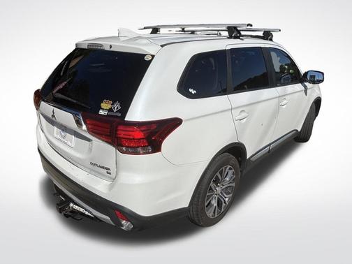 2017 Mitsubishi Outlander SE