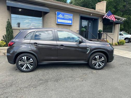 2024 Mitsubishi Outlander Sport SE