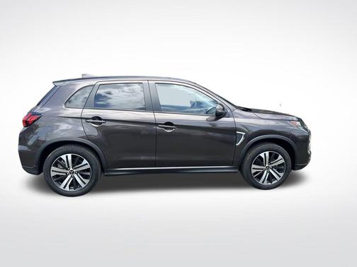 2024 Mitsubishi Outlander Sport SE