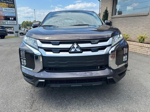 2024 Mitsubishi Outlander Sport SE