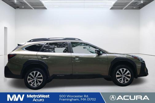 Autumn Green Metallic 2024 Subaru Outback Premium