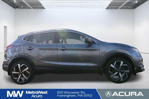 2020 Nissan Rogue Sport SL