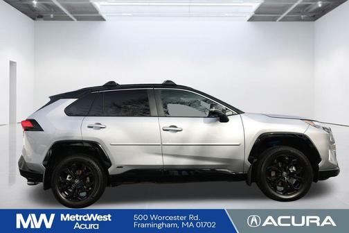 2025 Toyota RAV4 Hybrid SE