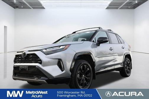 2025 Toyota RAV4 Hybrid SE